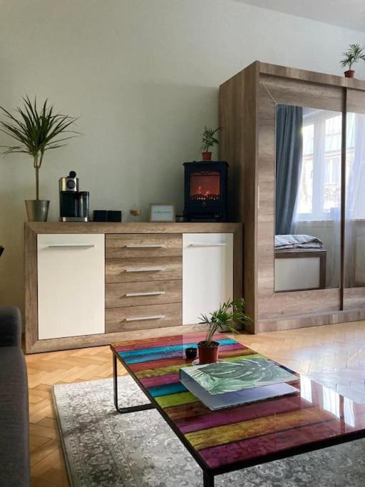 Apartament Sunny Flat In Center Of Praga Zewnętrze zdjęcie