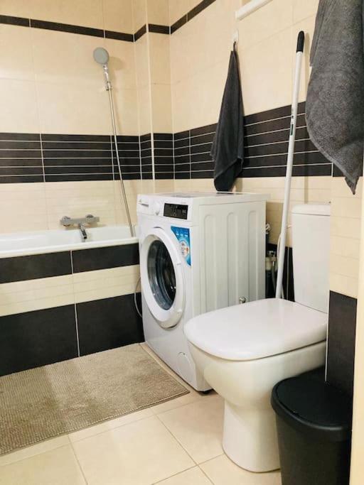 Apartament Sunny Flat In Center Of Praga Zewnętrze zdjęcie